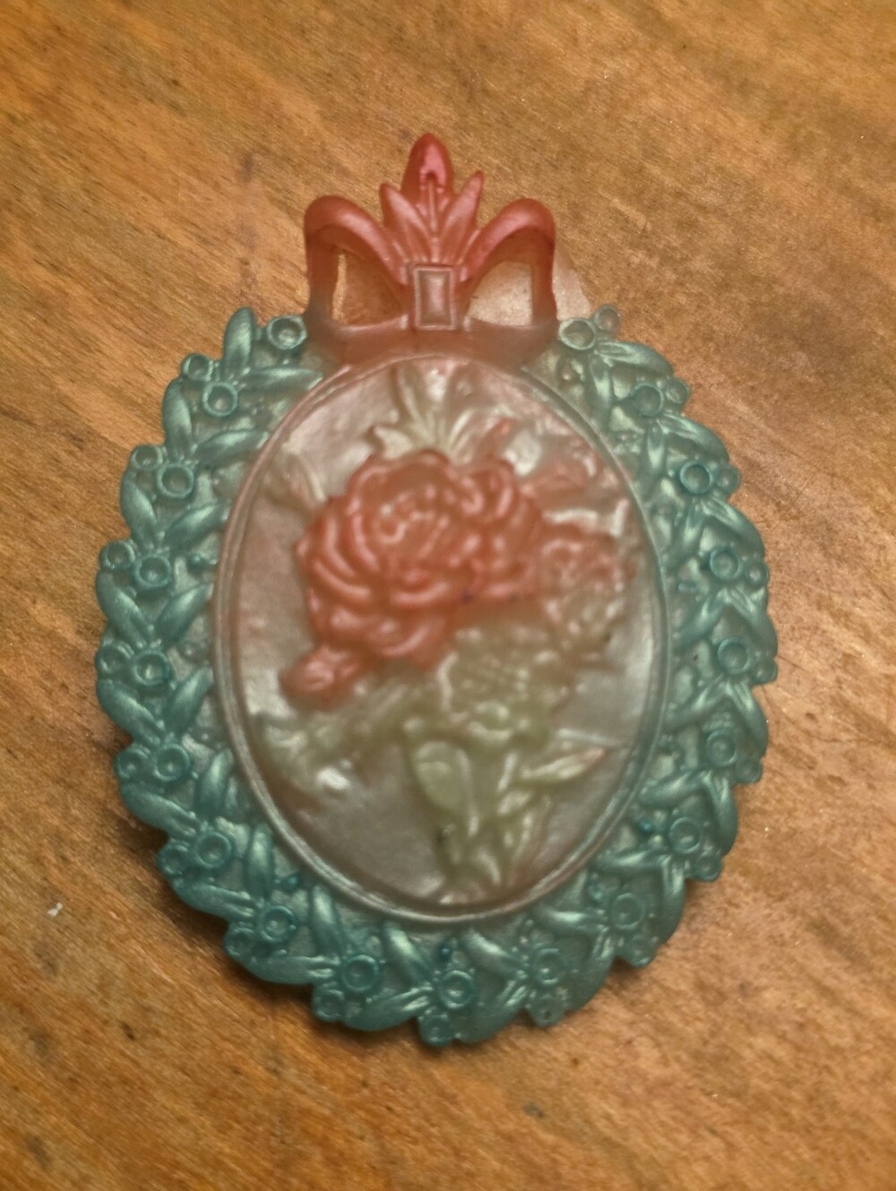 Red & Green Floral Rose Brooch Christmas Colors & Look. Holiday Wear!